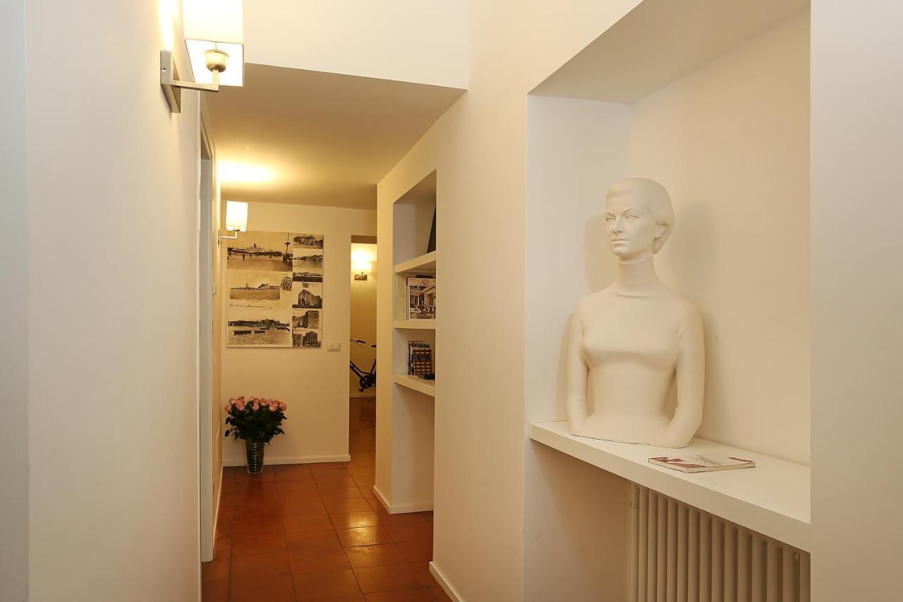Domus Croce Bed & Breakfast Рим Екстериор снимка